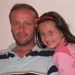 Мъжът на Ани - Валентин Панов, с дъщеря им